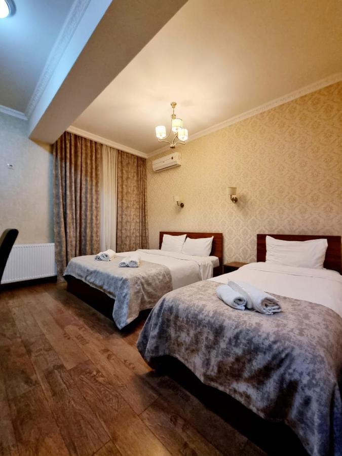 Marialuis Hotel Tbilisi Exterior foto