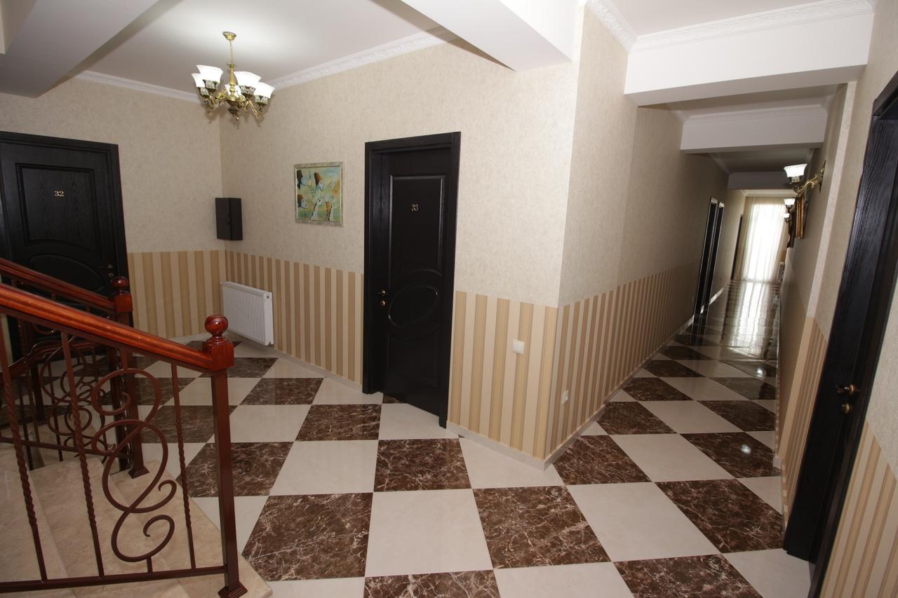 Marialuis Hotel Tbilisi Exterior foto